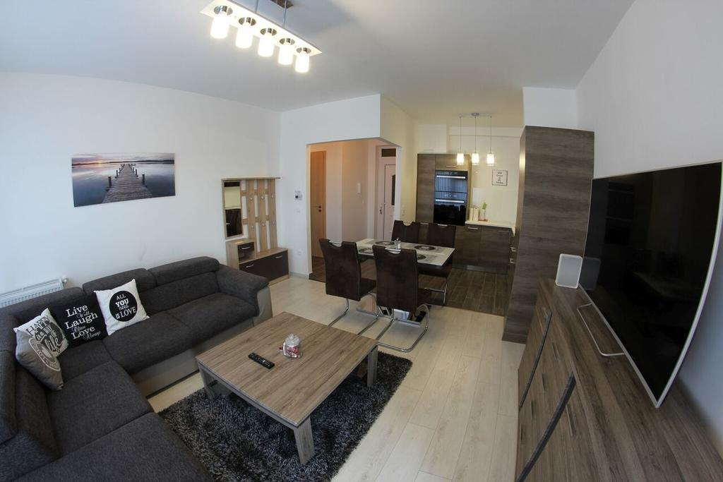 شقة Urban Apartman ميسكولك المظهر الخارجي الصورة